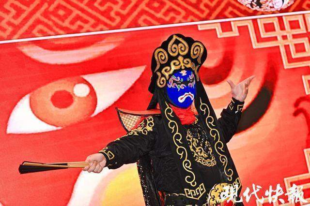  「文商共振」模式解码：玄武区商圈公共文化服务的破局实践 文化旅游 「文商共振」模式解码：玄武区商圈公共文化服务的破局实践 文化旅游